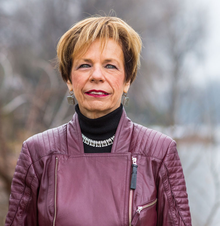 Johanne Delorme - Travailleuse sociale psychothérapeute - Consultants BCH